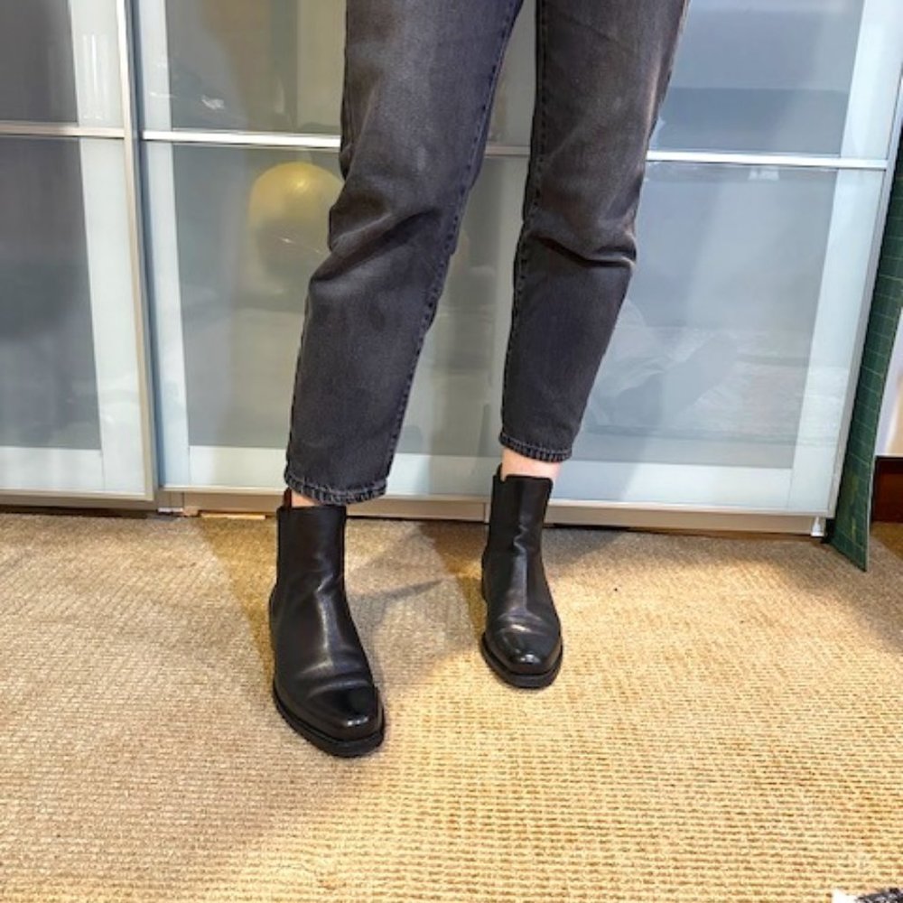 Calpierre Italian Women's Black Leather Chelsea Boots 39